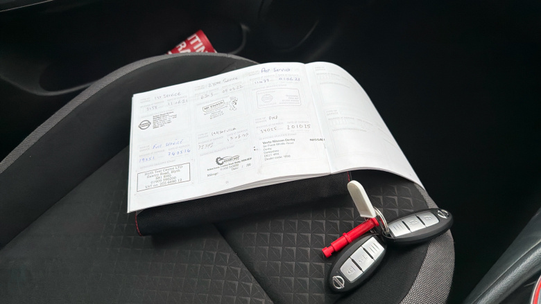 Nissan Juke 1.0 DiG-T N-Connecta 5dr Petrol Hatchback